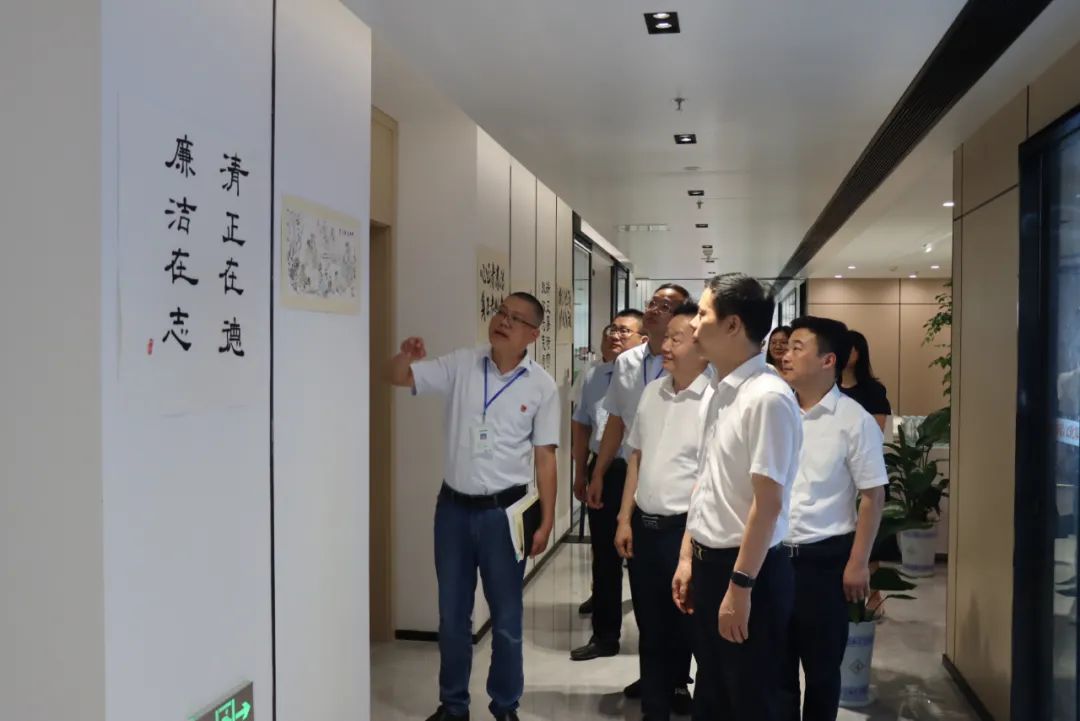 1666253324874681.jpg 1666253324874681.jpg